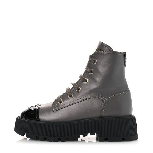 Chanel Roots Boot - Picture 2 of 10